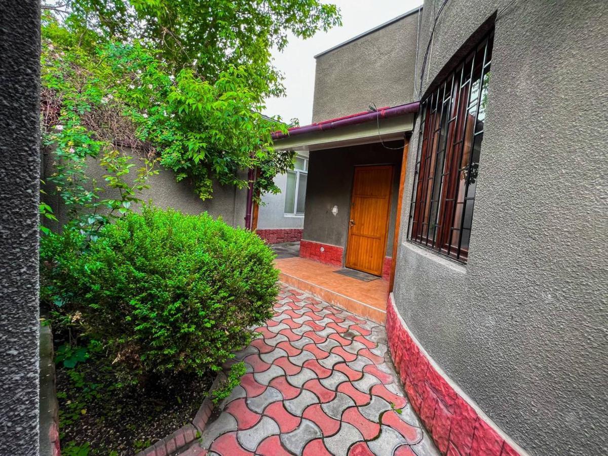 Ala-Bel Guesthouse Bishkek Exterior foto